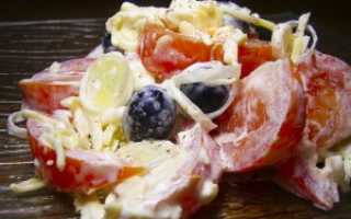 Рецепт салата с оливками и сыром и помидорами