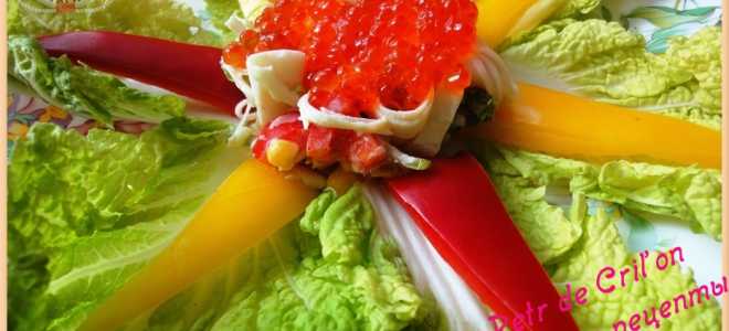 Крабовый салат рецепт с горошком