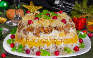 Рецепт салат с ананасами и курицей и сыром и грецкими орехами слоями