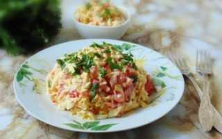 Салат с помидорами и крабовыми палочками и сыром рецепт